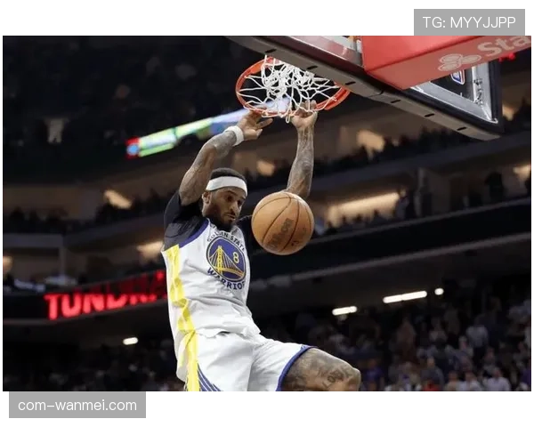 佩顿二世活力十足 勇士后卫19+5+4+3抢断展现价值