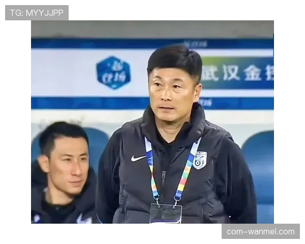 大连英博防守端漏洞频出 前两轮失9球创联赛最差纪录